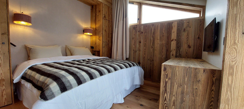 _lv_images__lot_0002340331_04_17316484 _lv_images__lot_0002340331_04_17316484