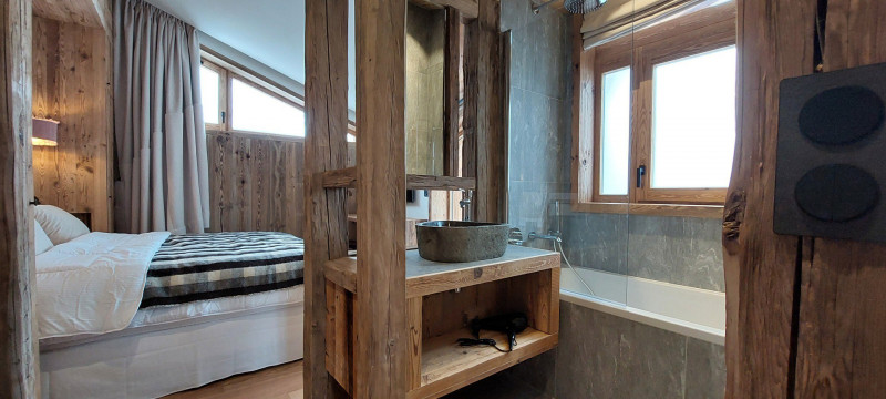 _lv_images__lot_0002340331_05_17400620 _lv_images__lot_0002340331_05_17400620