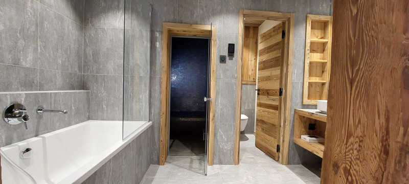 _lv_images__lot_0002340331_12_17316492 _lv_images__lot_0002340331_12_17316492