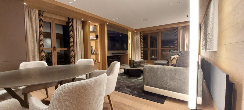 _lv_images__lot_0002340332_03_17364478 _lv_images__lot_0002340332_03_17364478