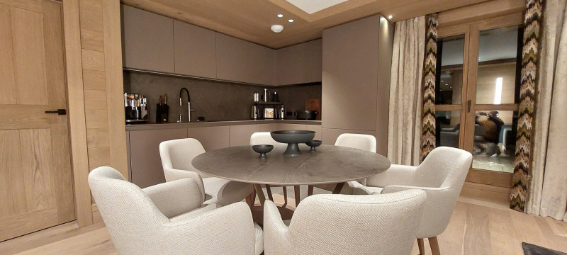 _lv_images__lot_0002340332_04_17381924 _lv_images__lot_0002340332_04_17381924