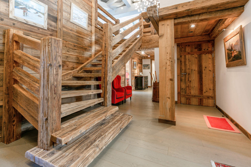 _lv_images__lot_0002340335_15_17398554