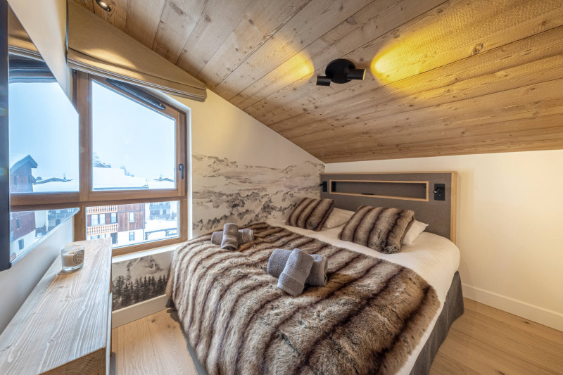 _lv_images__lot_0002340338_13_18179396 _lv_images__lot_0002340338_13_18179396