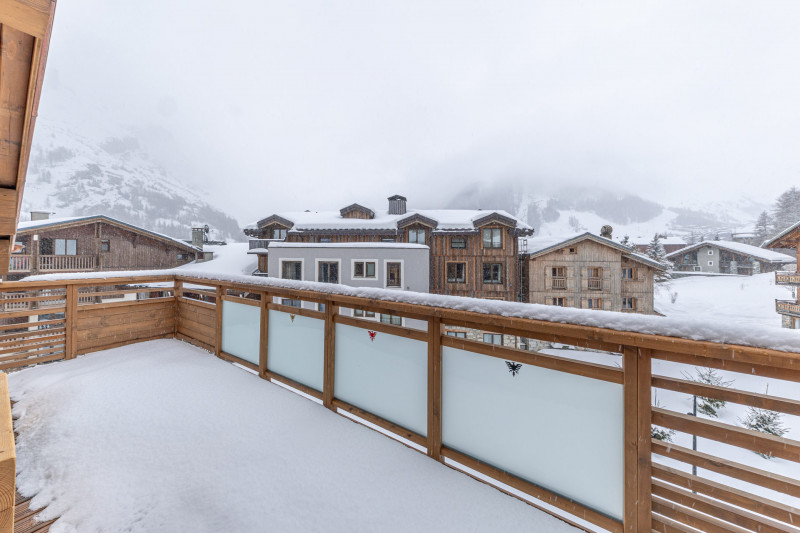 _lv_images__lot_0002340338_14_18430919