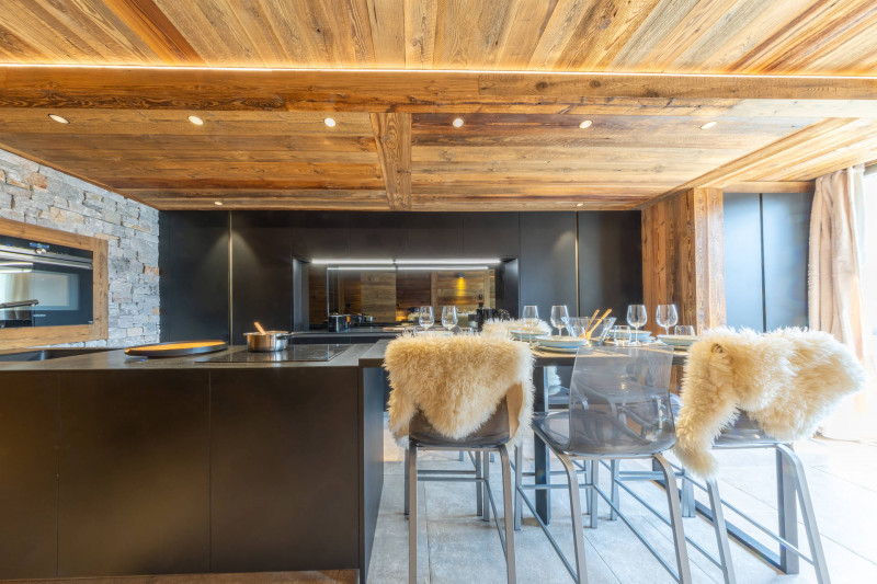 _lv_images__lot_0002340341_03_18180209