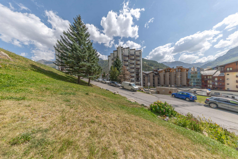 _lv_images__lot_0002340341_13_17829136