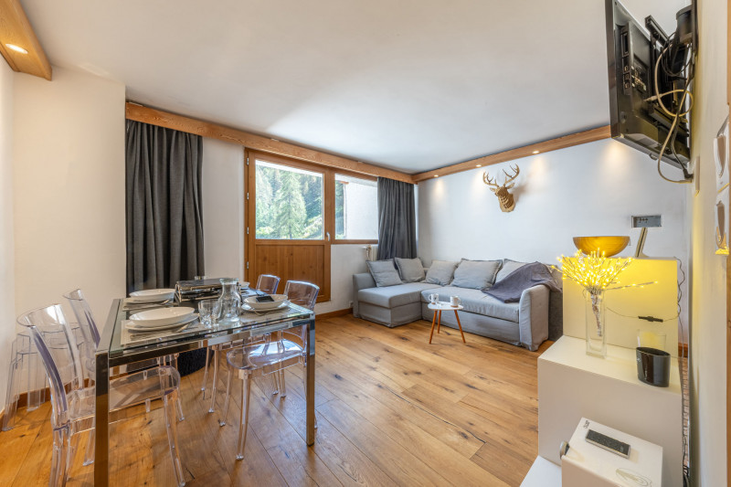 _lv_images__lot_0002340343_01_17365080 _lv_images__lot_0002340343_01_17365080