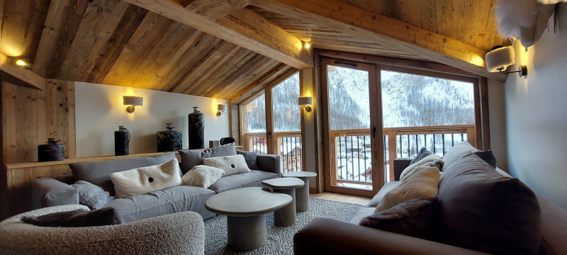 _lv_images__lot_0002340354_01_17398848 _lv_images__lot_0002340354_01_17398848