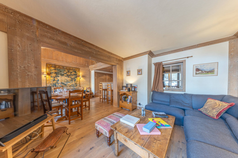 _lv_images__lot_0002340355_05_17940203