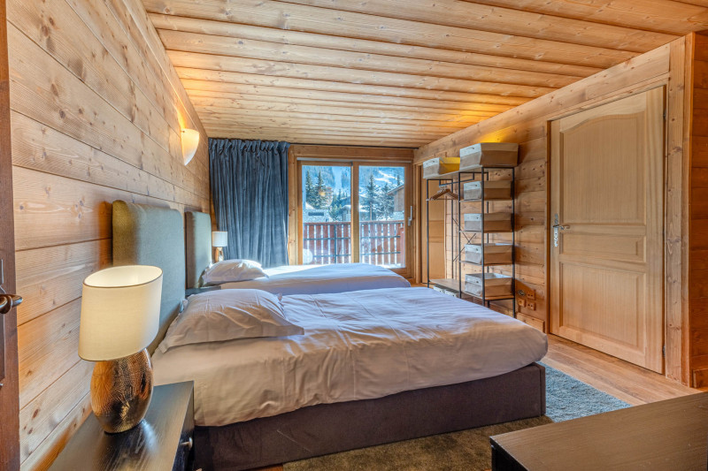 _lv_images__lot_0002340357_06_18431350 _lv_images__lot_0002340357_06_18431350