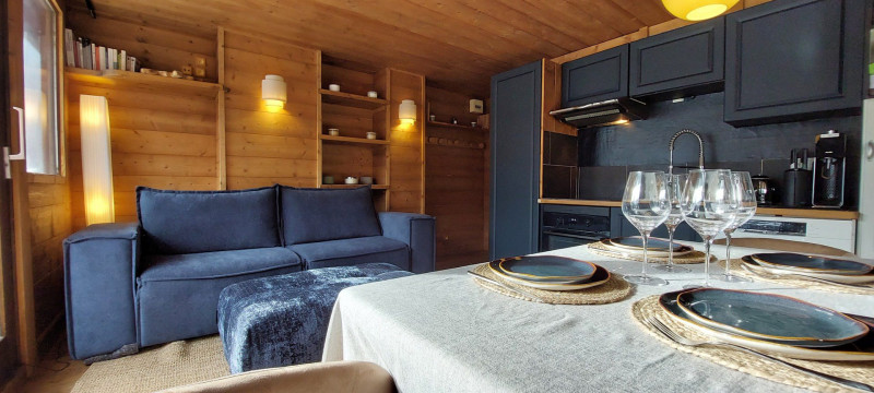 _lv_images__lot_0002340357_12_17520926