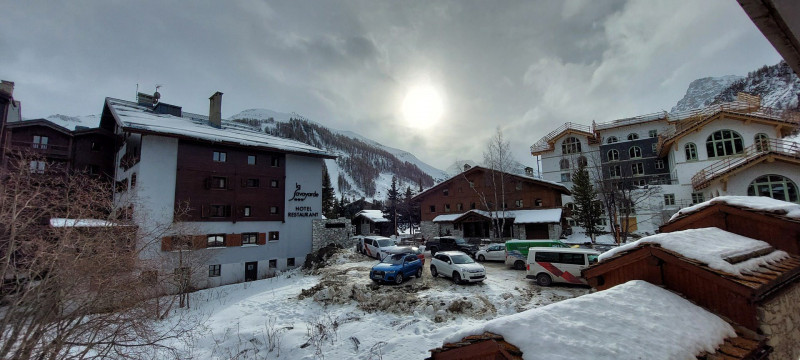 _lv_images__lot_0002340357_14_17512355