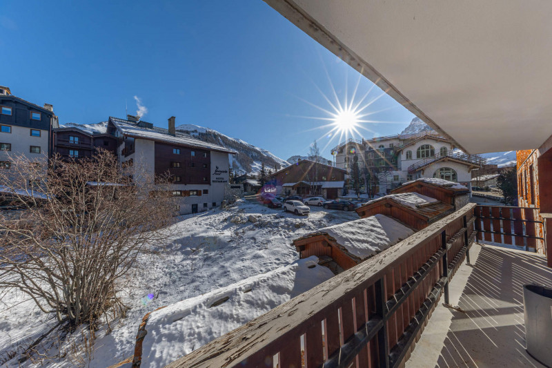 _lv_images__lot_0002340357_15_19328504 _lv_images__lot_0002340357_15_19328504