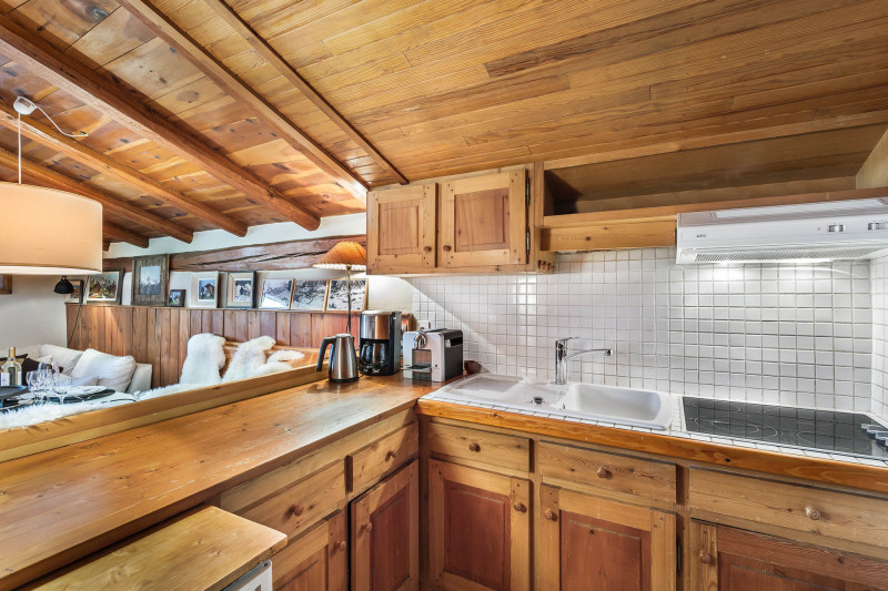 _lv_images__lot_0060250001_06_17422300