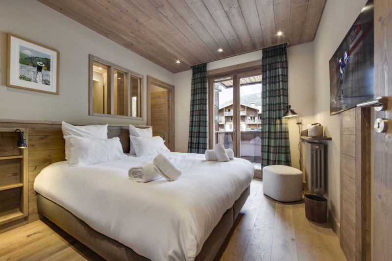 _lv_images__lot_0060420005_02_17272990