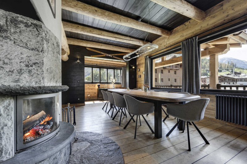 _lv_images__lot_0060510443_02_18561511