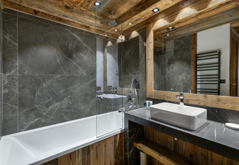 _lv_images__lot_0060510550_12_19349181