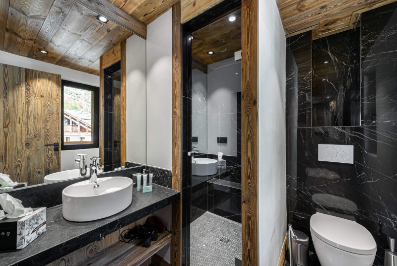 _lv_images__lot_0060510724_15_18185416 _lv_images__lot_0060510724_15_18185416