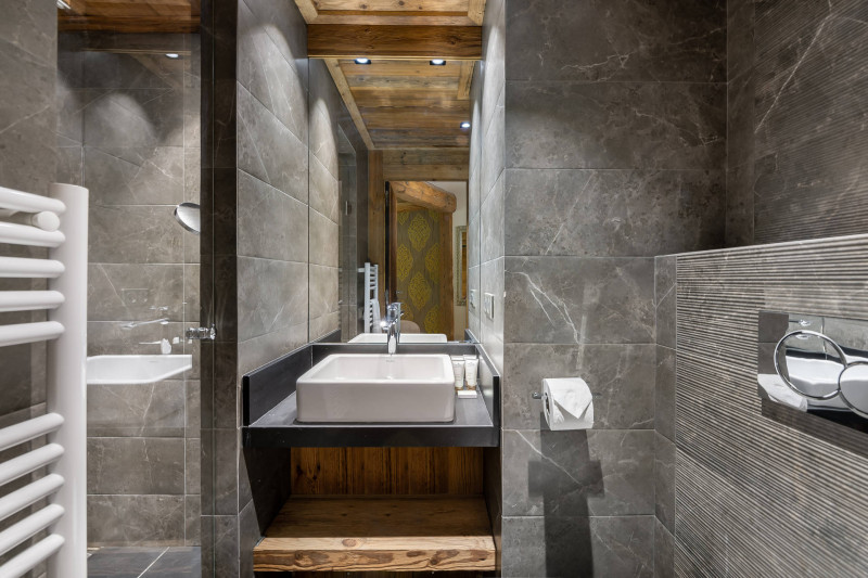 _lv_images__lot_0060510954_12_17370124 _lv_images__lot_0060510954_12_17370124