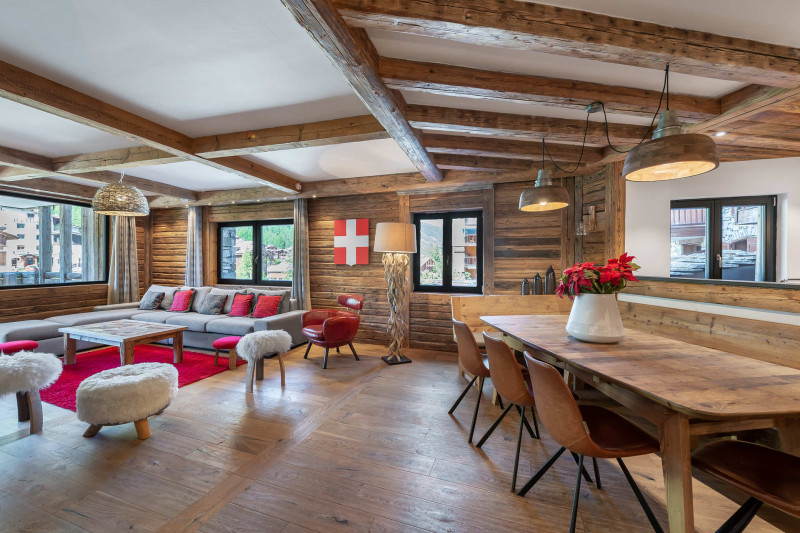 _lv_images__lot_0060510955_01_19528471