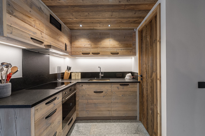 _lv_images__lot_0060510961_06_18185459