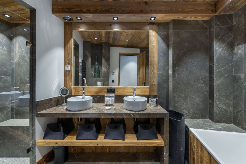 _lv_images__lot_0060511104_14_17369941 _lv_images__lot_0060511104_14_17369941