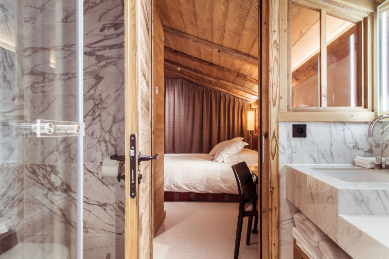 _lv_images__lot_0060511298_04_18398111 _lv_images__lot_0060511298_04_18398111