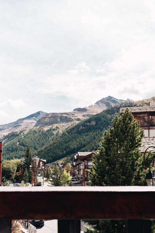 _lv_images__lot_0074061452_09_18601779