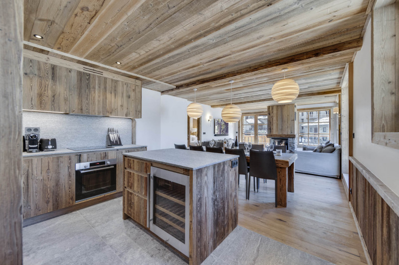 _lv_images__lot_0074061915_06_17421816