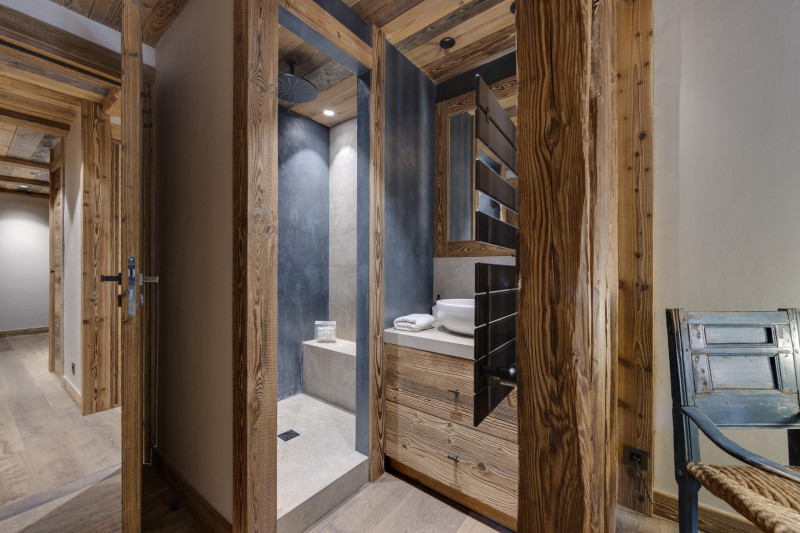 _lv_images__lot_0075553762_14_18454125