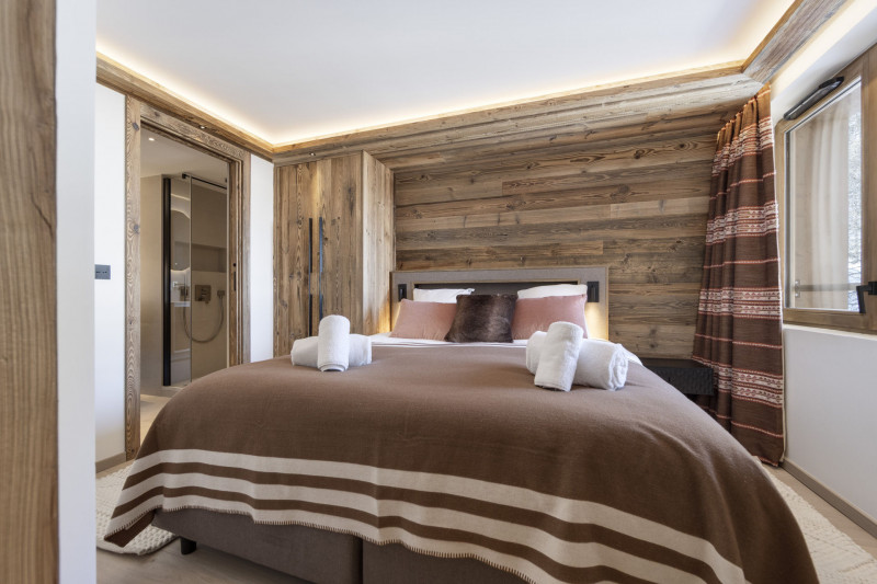 _lv_images__lot_0075554114_14_18229264