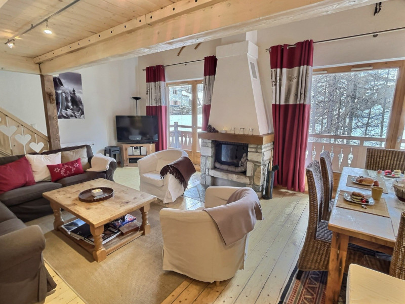 _lv_images__lot_0300550008_01_17370572 _lv_images__lot_0300550008_01_17370572