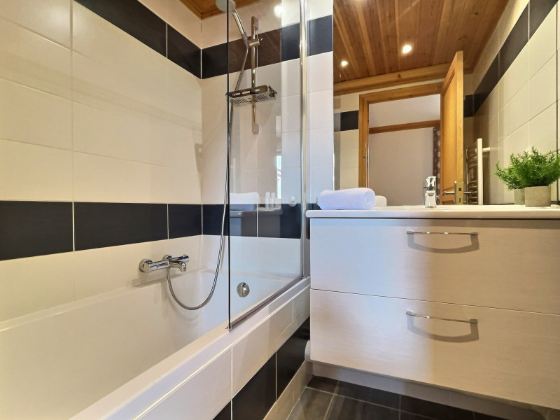 _lv_images__lot_0300550008_12_17781696 _lv_images__lot_0300550008_12_17781696