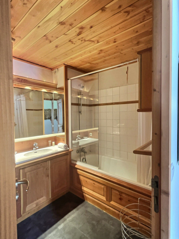 _lv_images__lot_0300560323_11_17431146