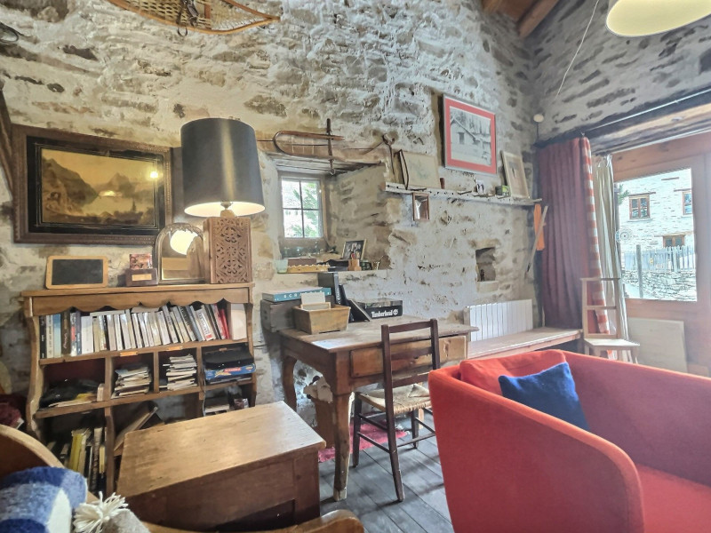 _lv_images__lot_0300780001_02_17371038 _lv_images__lot_0300780001_02_17371038