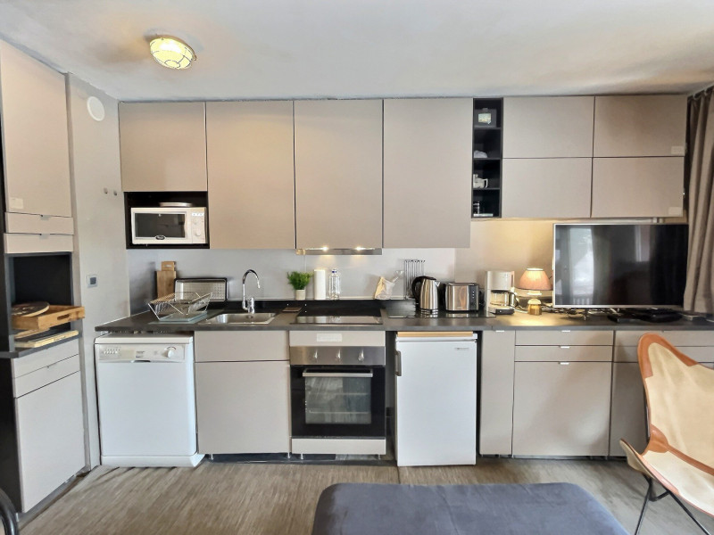 _lv_images__lot_0903000287_05_18061567