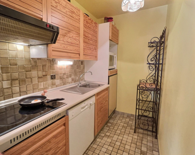 _lv_images__lot_0903000373_08_17834800