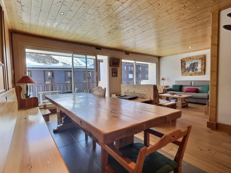 _lv_images__lot_0903000519_07_17764426