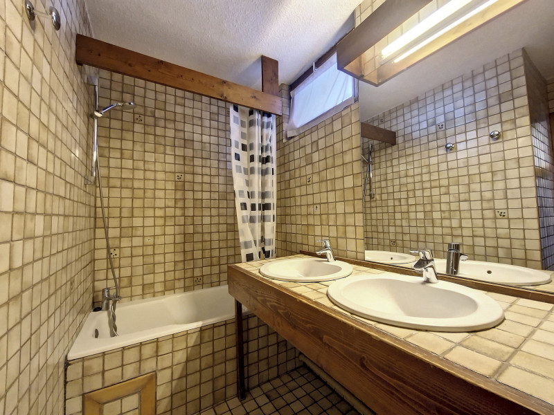 Divers