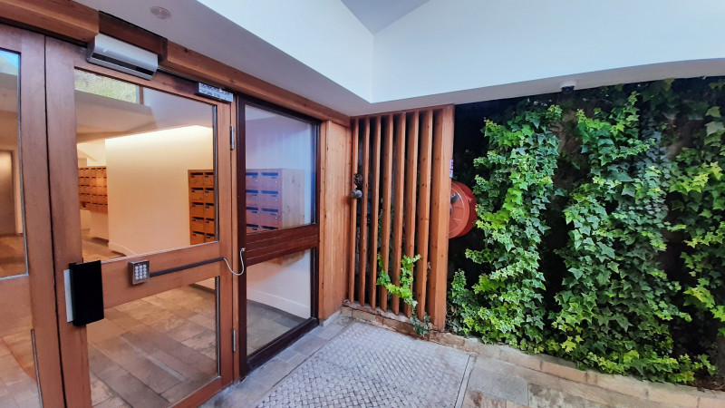 Divers