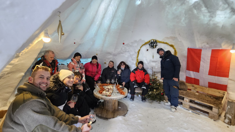 ape-ritif-sunset-motoneige-13965623