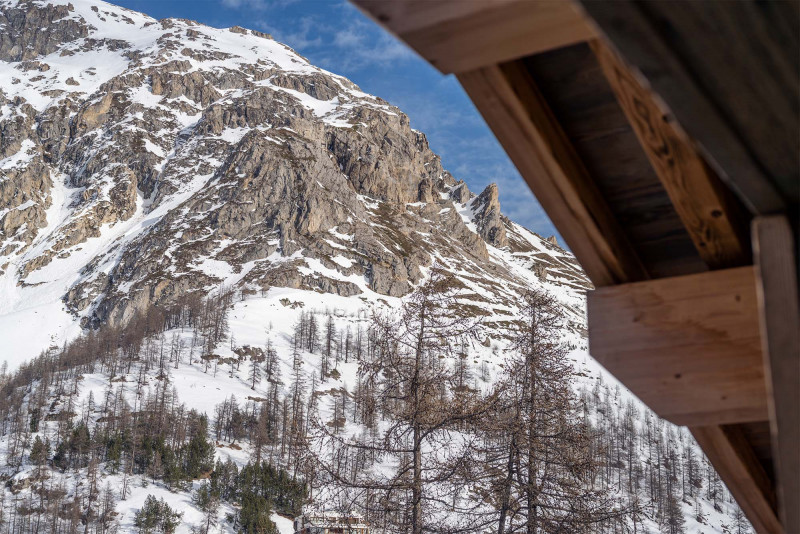 chalet-arda-view-1-richard-roberts-18843184