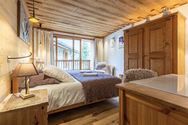 Chalet Barmaz - Marie - Chambre côté balcon Chalet Barmaz - Marie - Chambre côté balcon