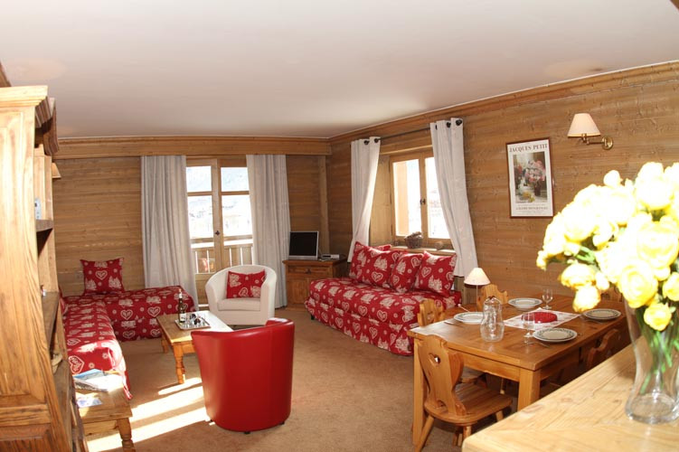 Living room, Les Alpes Chalet, Val d'Isère