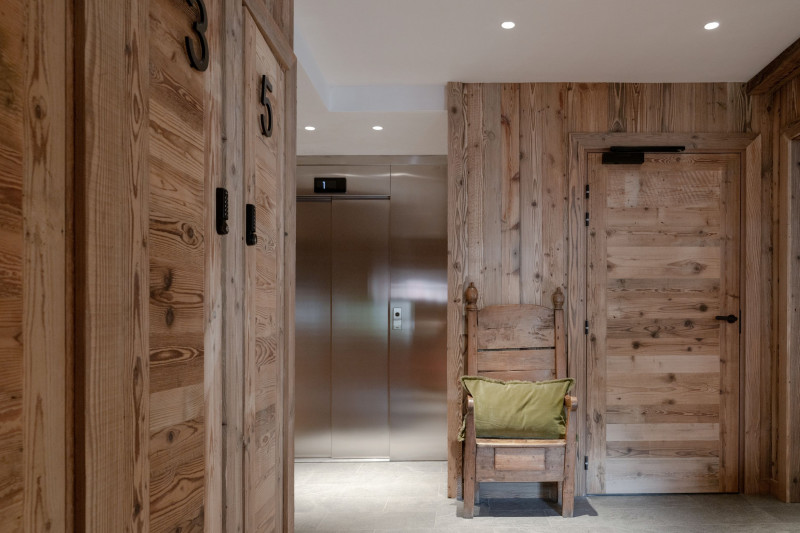 chalet-rose-8-ascenseur-19017418