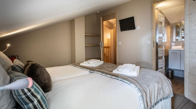 chambre-8-10-pers-19183631