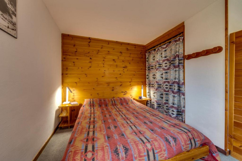 grand-lit-ouest-002-16743087