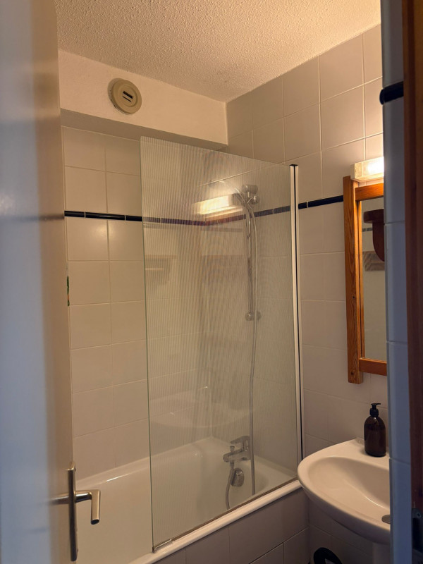 img-20250928-wa0034-16742938