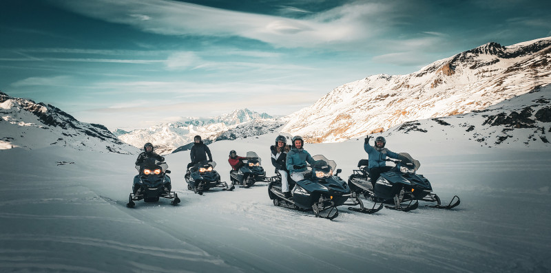 motoneige-sunset-13965624