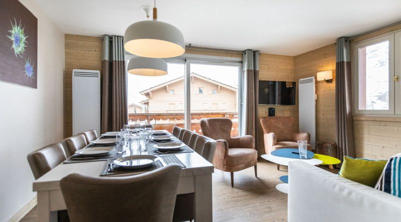 salle-manger-appartement-6-8-pers-19166996